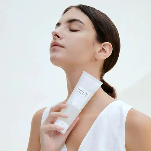 ژل شستشوی روشن کننده کپسولی اسکین 1004 مدل Centella Tone Brightening